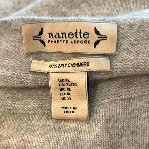 Nanette Lepore gray 100% cashmere sweater - Picture 5 of 5